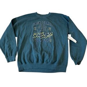 URBAN OUTFITTERS NYC Basketball Champs 1973 Crewneck Sweatshirt Medium Large NWT